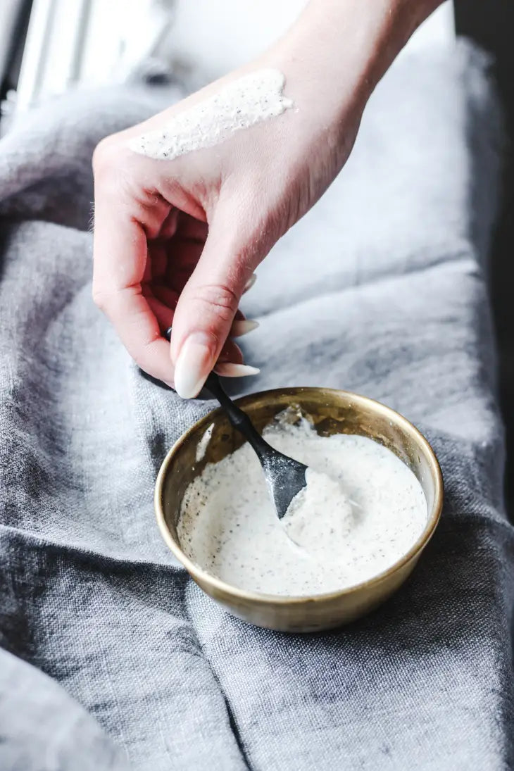 Alabaster Face Mask by Sealuxe